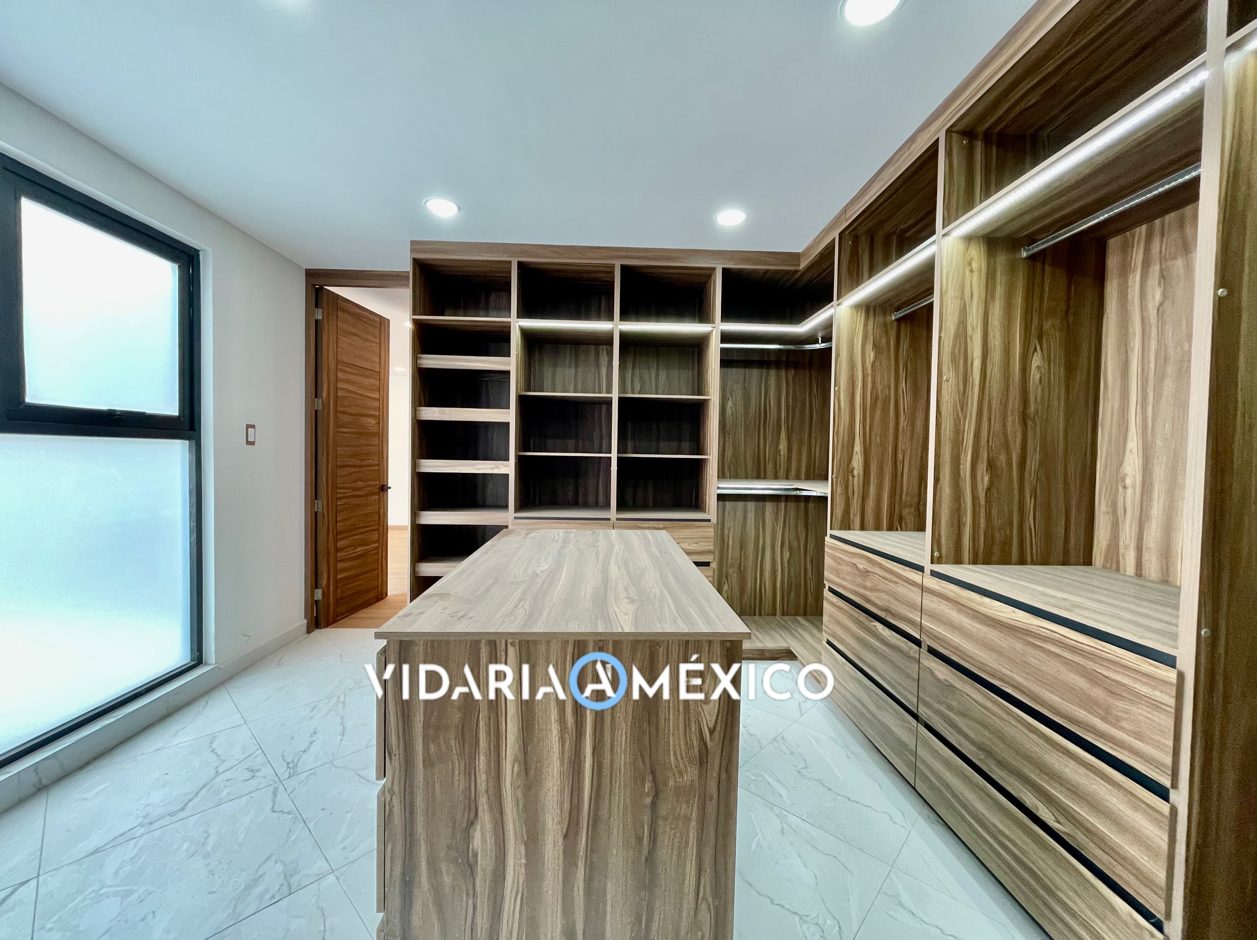 CDMX Benito Juarez, 5 Habitaciones Habitaciones, ,Casa,En Venta,1471